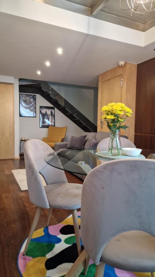 Flor De Sal Loft Apartment อาเวโร ภายนอก รูปภาพ